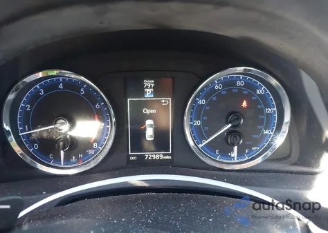 2017 Toyota Corolla Se z USA, uszkodzony, nr VIN 2T1BURHE7HC961570